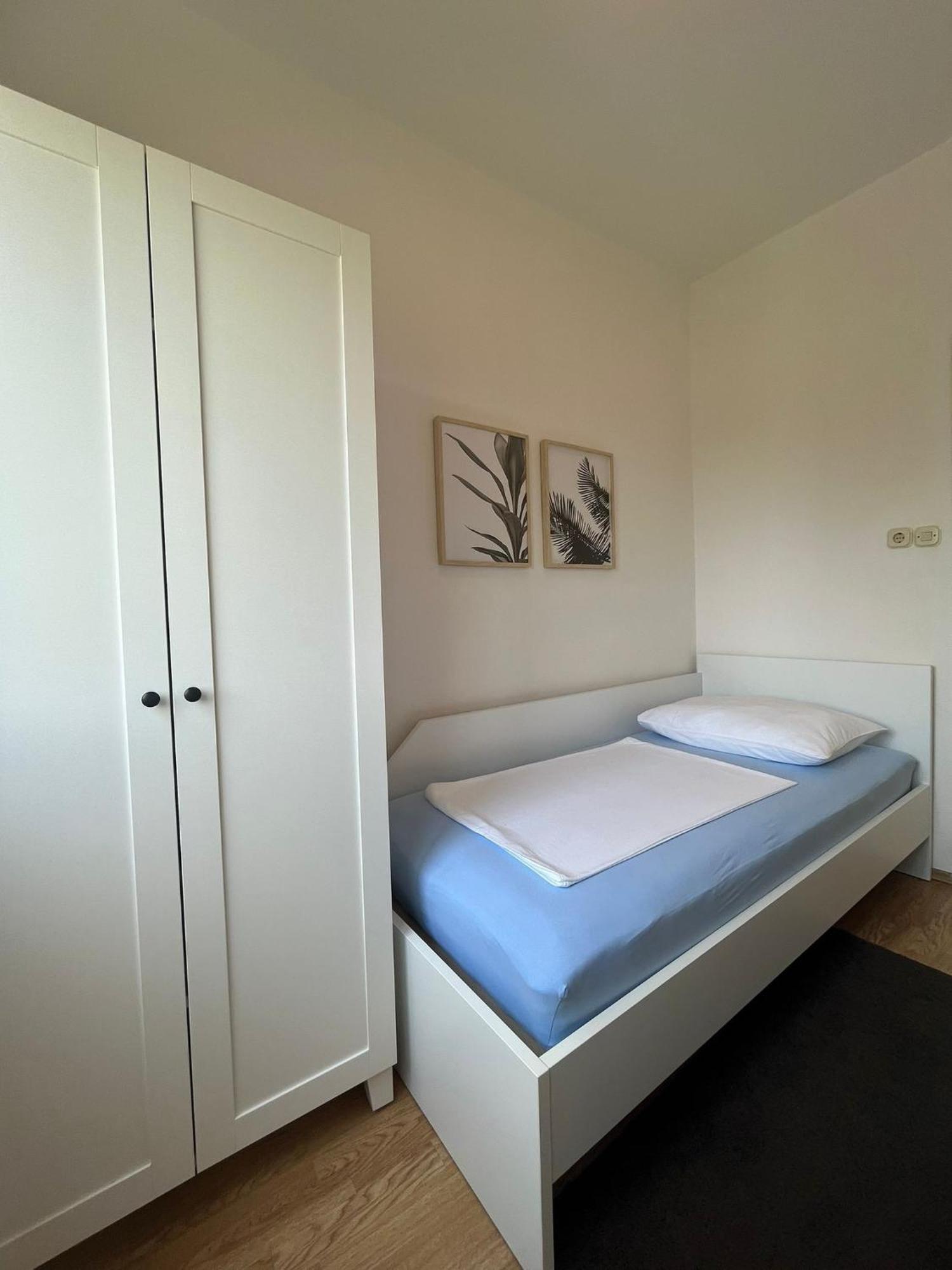 Apartments With A Parking Space Rab - 12383 Banjol Exterior foto